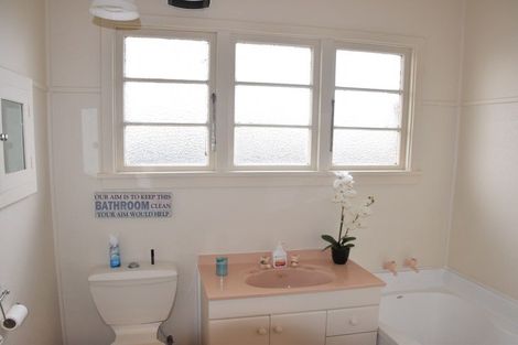 Photo of property in 243 Herbert Street, Windsor, Invercargill, 9810