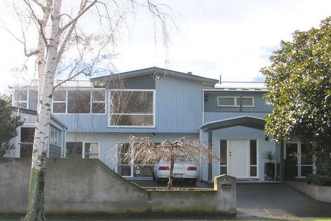 Photo of property in 21 Chilton Grove, Hokowhitu, Palmerston North, 4410