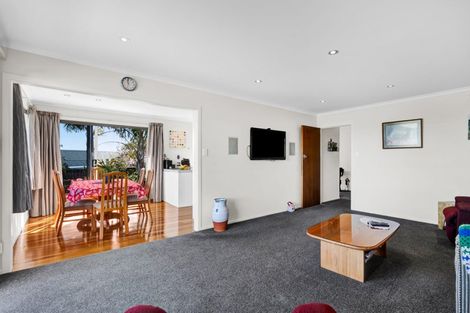 Photo of property in 78 Queens Road, Glen Avon, New Plymouth, 4312