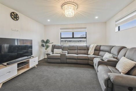 Photo of property in 11 Clonbunny Close, Rolleston, 7614