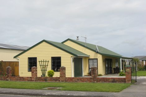 Photo of property in 24 Domett Street, Westport, 7825