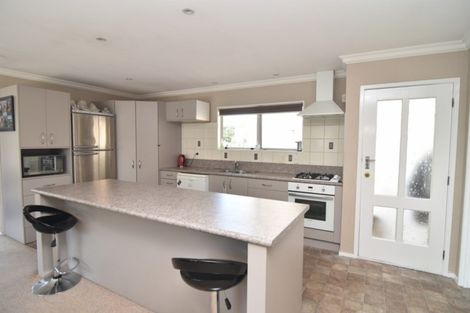 Photo of property in 55 Fisher Place, Carterton, 5713