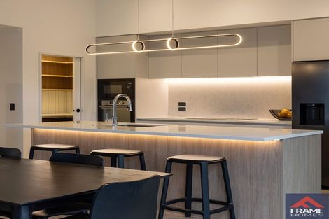 Photo of property in 100 Metoriti Crescent, Karaka, 2124