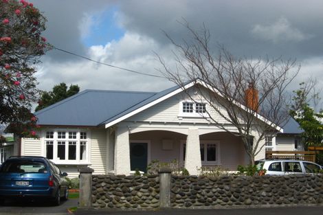Photo of property in 33 Barrett Street, Westown, New Plymouth, 4310