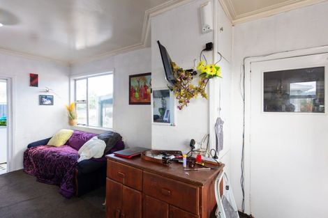 Photo of property in 2 Middlesex Street, Levin, 5510