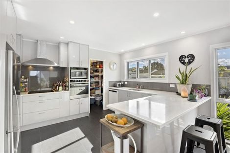 Photo of property in 3/140 Bucklands Beach Road, Bucklands Beach, Auckland, 2012