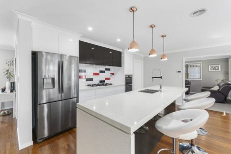 Photo of property in 18 Rochdale Drive, Churton Park, Wellington, 6037