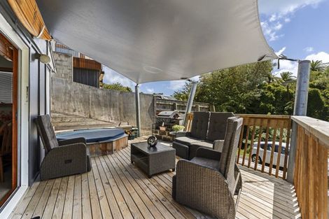 Photo of property in 53 Pitcairn Street, Oakura, 4314