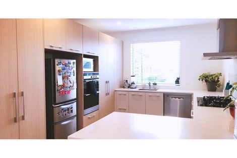 Photo of property in 68 Mackay Drive, Greenhithe, Auckland, 0632