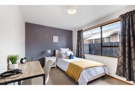 Photo of property in 2/5 Pegasus Avenue, North New Brighton, Christchurch, 8083