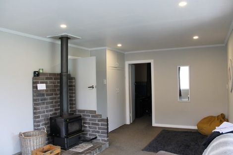 Photo of property in 48 Wallace Street, Grasmere, Invercargill, 9810