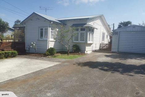 Photo of property in 8b Waimana Road, Conifer Grove, Takanini, 2112