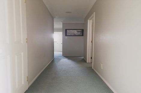 Photo of property in 19 Limerick Place, Dannemora, Auckland, 2016