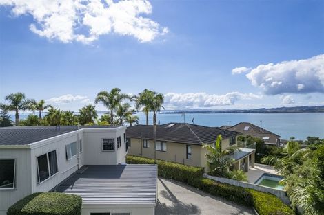 Photo of property in 13 Callender Place, Shelly Park, Auckland, 2014