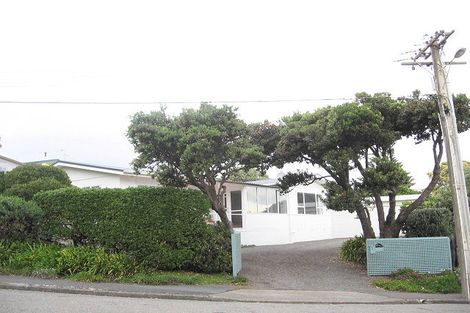 Photo of property in 1 Aotea Road, Raumati South, Paraparaumu, 5032