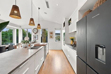 Photo of property in 9 Hadlow Place, Burnside, Christchurch, 8041
