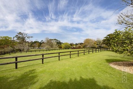 Photo of property in 206 Waitakere Road, Waitakere, Henderson, 0782