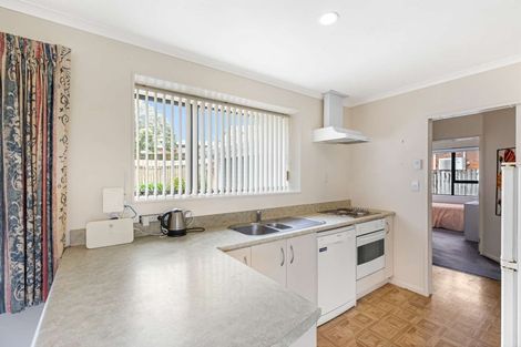 Photo of property in 20 Waitoa Street, Waiuku, 2123