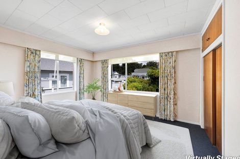 Photo of property in 11-13 Miro Street, Merrilands, New Plymouth, 4312