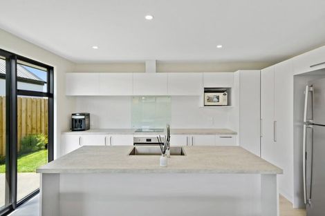 Photo of property in 7 Borthwick Street, Belfast, Christchurch, 8051