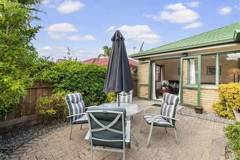 Photo of property in 28 Red Hibiscus Road, Stanmore Bay, Whangaparaoa, 0932