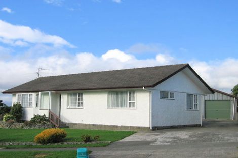 Photo of property in 5 Drummond Crescent, Kelson, Lower Hutt, 5010