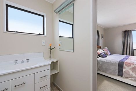 Photo of property in 1247 Ada Street, Parkvale, Hastings, 4122