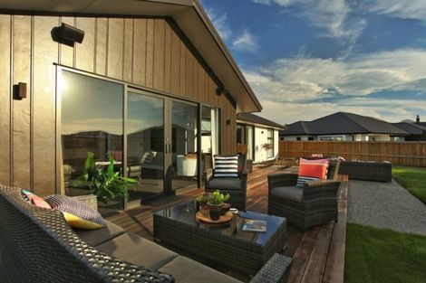 Photo of property in 17 Carrick Place, Mosgiel, 9024