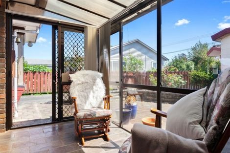 Photo of property in 2/15 Victoria Avenue, Whakatane, 3120