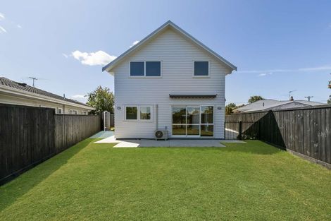 Photo of property in 39a Sutton Crescent, Papakura, 2110