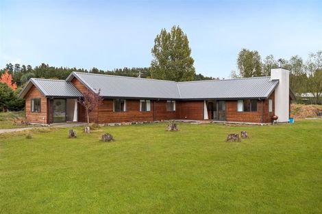 Photo of property in 13 Loach Road, Hawea Flat, Wanaka, 9382