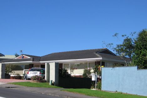 Photo of property in 157 Hutchinsons Road, Bucklands Beach, Auckland, 2014
