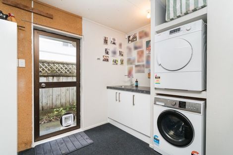 Photo of property in 108 John F Kennedy Drive, Milson, Palmerston North, 4414
