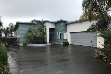 Photo of property in 48 Aurea Avenue, Pakuranga, Auckland, 2010