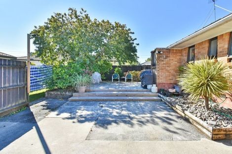 Photo of property in 1 Sunburst Street, Papakura, 2110