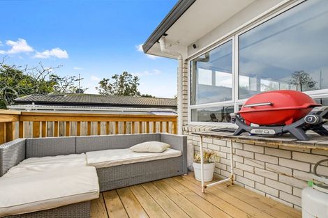 Photo of property in 2/33f Springs Road, Parakai, 0830