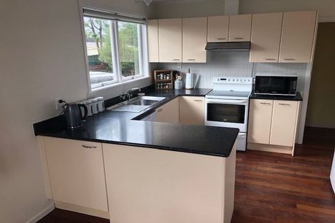 Photo of property in 93 Edgewater Drive, Pakuranga, Auckland, 2010