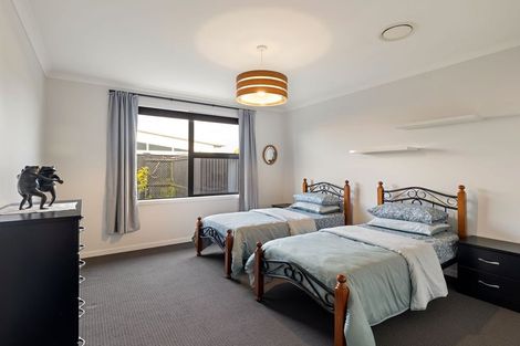 Photo of property in 58 Rodeo Drive, Kelvin Grove, Palmerston North, 4414