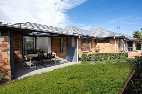 Photo of property in 18 Mollymawk Place, Woolston, Christchurch, 8023