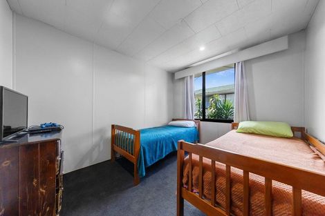 Photo of property in 2/10 Nearco Street, Randwick Park, Auckland, 2105