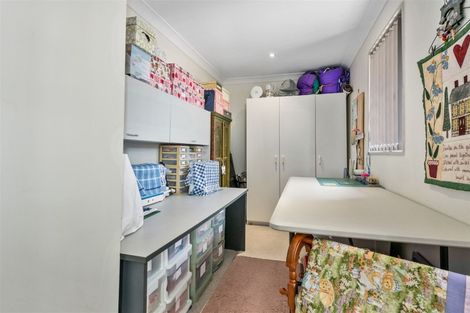 Photo of property in 7a Roband Crescent, Brown Owl, Upper Hutt, 5018