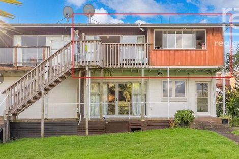 Photo of property in 2/18 Fowler Street, Northcote, Auckland, 0627