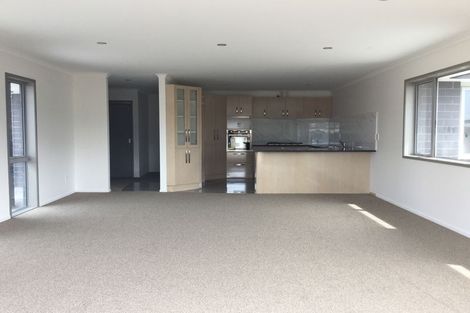 Photo of property in 48 Cyrus Street, Whalers Gate, New Plymouth, 4310