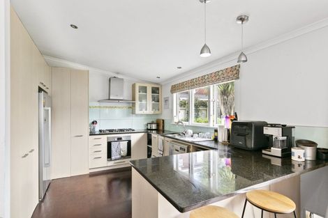 Photo of property in 160 Russell Terrace, Berhampore, Wellington, 6023