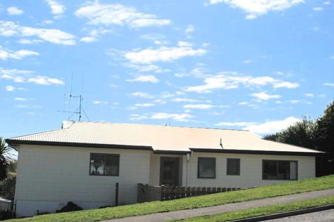 Photo of property in 5b Langstone Street, Welcome Bay, Tauranga, 3112