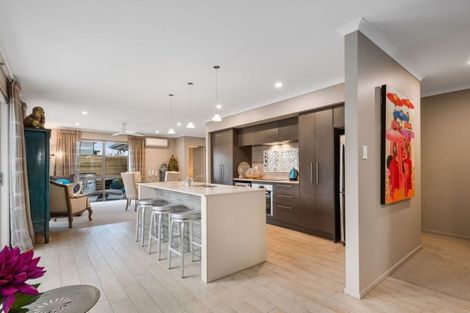 Photo of property in 87 Sandhurst Drive, Papamoa Beach, Papamoa, 3118