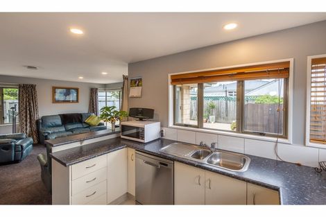 Photo of property in 70b Wychbury Street, Spreydon, Christchurch, 8024