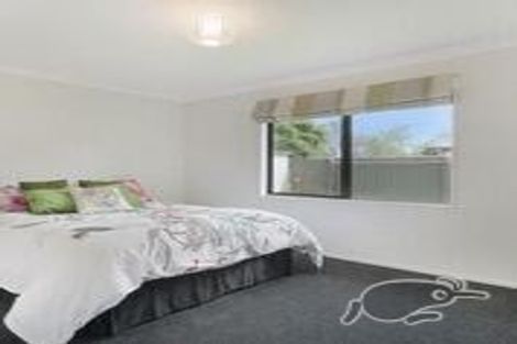 Photo of property in 1 Teal Close, Woolston, Christchurch, 8023