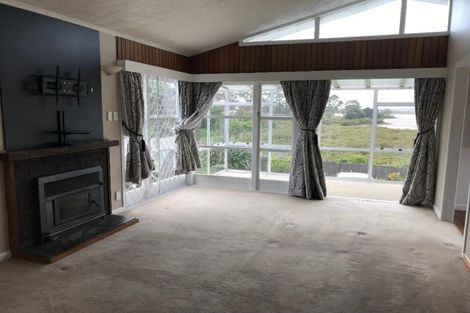 Photo of property in 17 Mataroa Road, Mount Wellington, Auckland, 1062