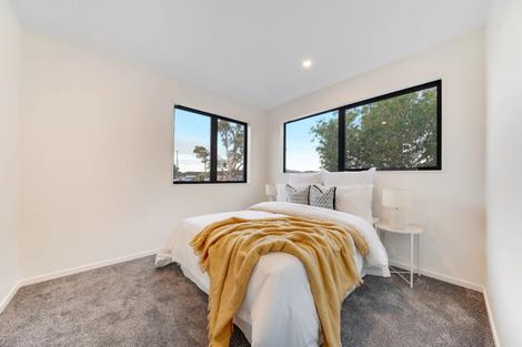 Photo of property in 511a Massey Road, Mangere, Auckland, 2022